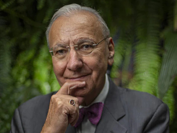 Un devoir impérieux