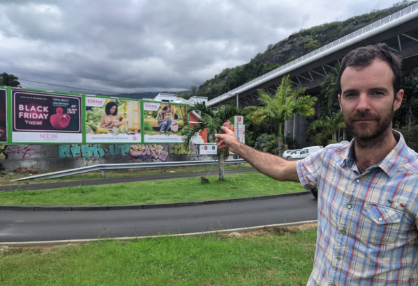 Affichage publicitaire : c'est le Far West à La Réunion